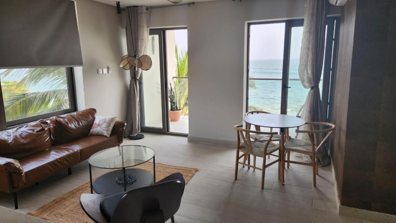 Serenity Terraces Beach, Hotel - Kokrobite Kültér fotó