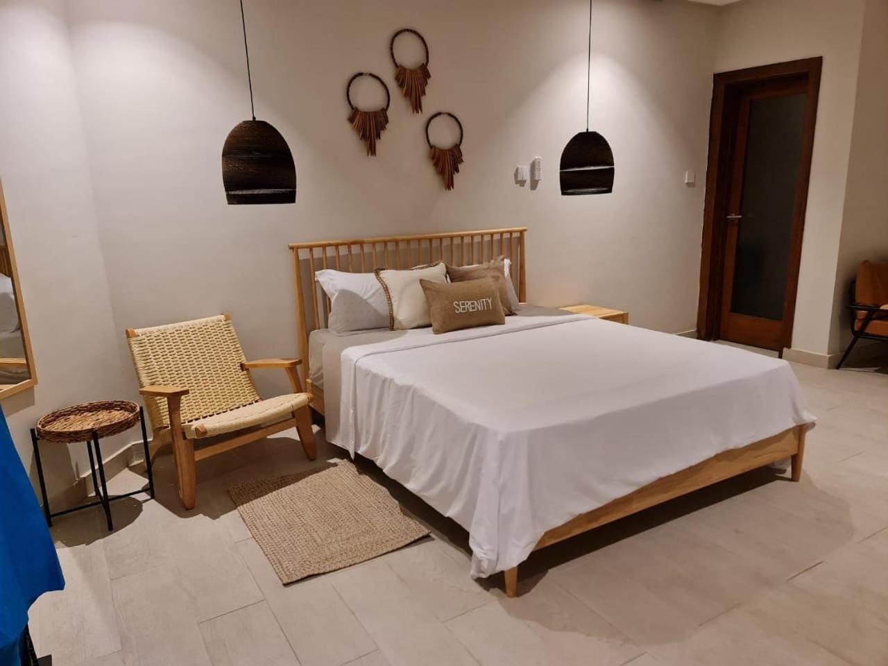 Serenity Terraces Beach, Hotel - Kokrobite Kültér fotó