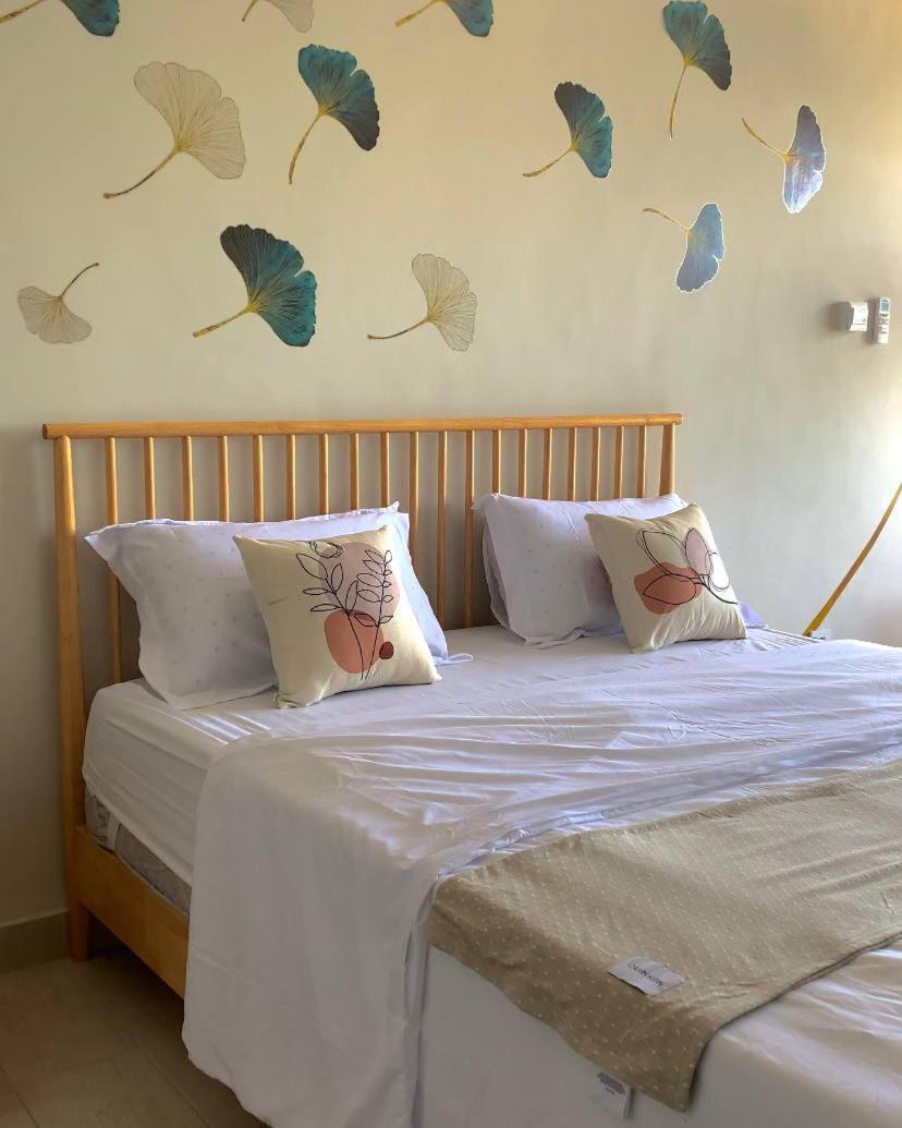 Serenity Terraces Beach, Hotel - Kokrobite Kültér fotó
