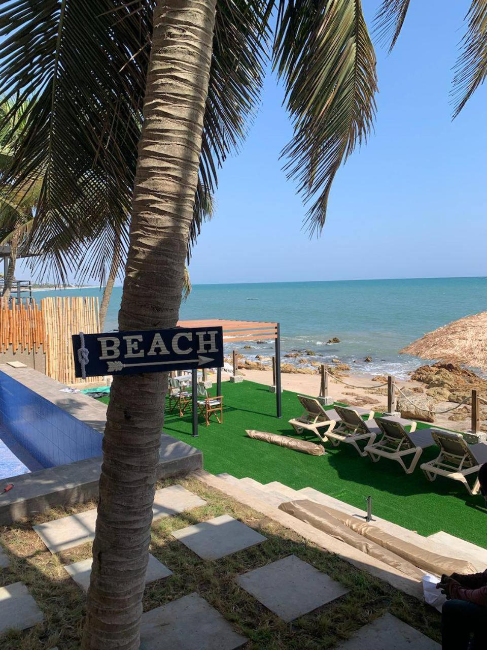 Serenity Terraces Beach, Hotel - Kokrobite Kültér fotó