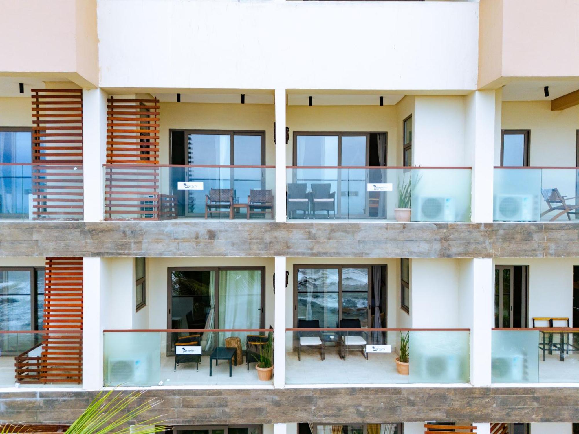Serenity Terraces Beach, Hotel - Kokrobite Kültér fotó